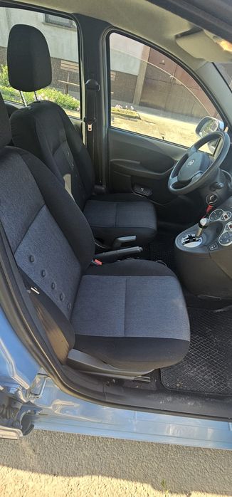 Fiat Panda  1. 2 benzina c/v automată