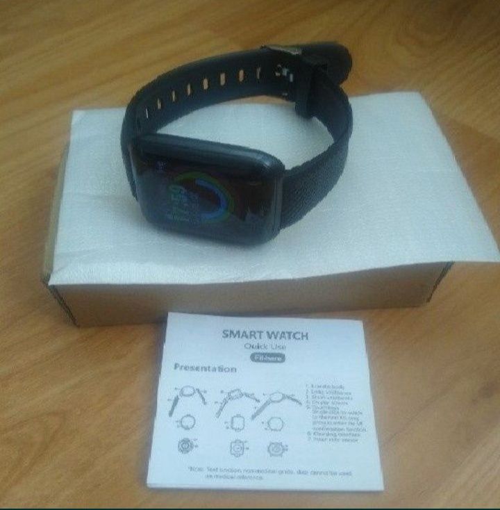 SmartWatch model B19 -Unisex / negru -functii tip bratara fitness -UK