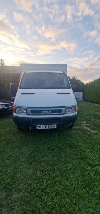 Iveco daily folosit doar la stupi, trec la camion!