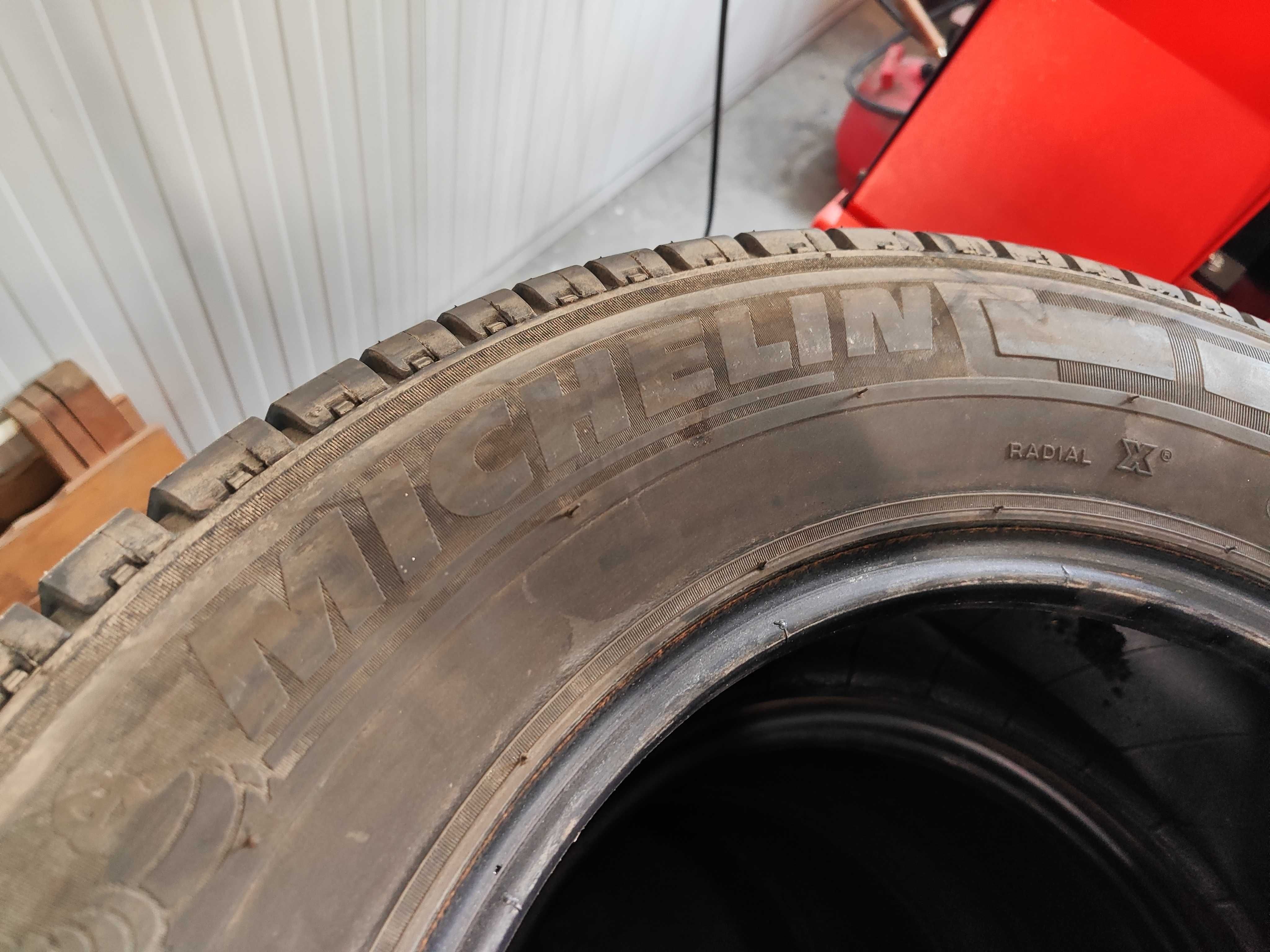 2бр.летни гуми 235/65/16C Michelin