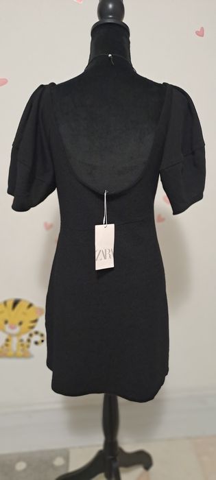 Rochita Neagra Zara