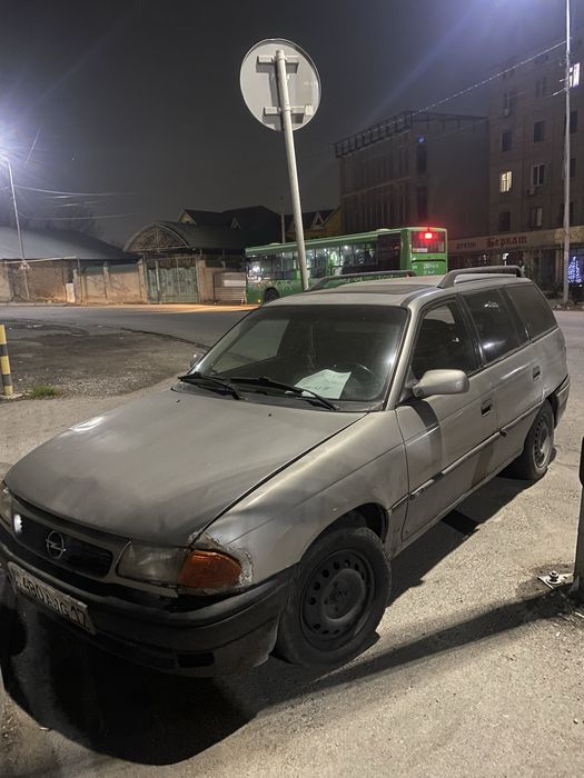 Продоется Опель Астра