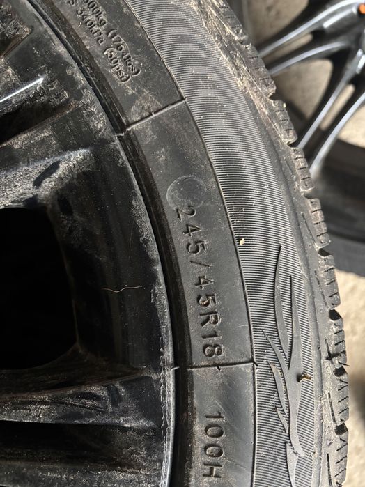 2бр Зимни гуми 245/45R18