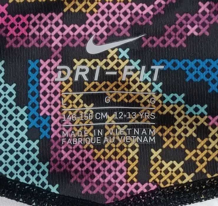 Nike PRO DRI-FIT Capri Tights оригинален клин ръст 146-156см Найк