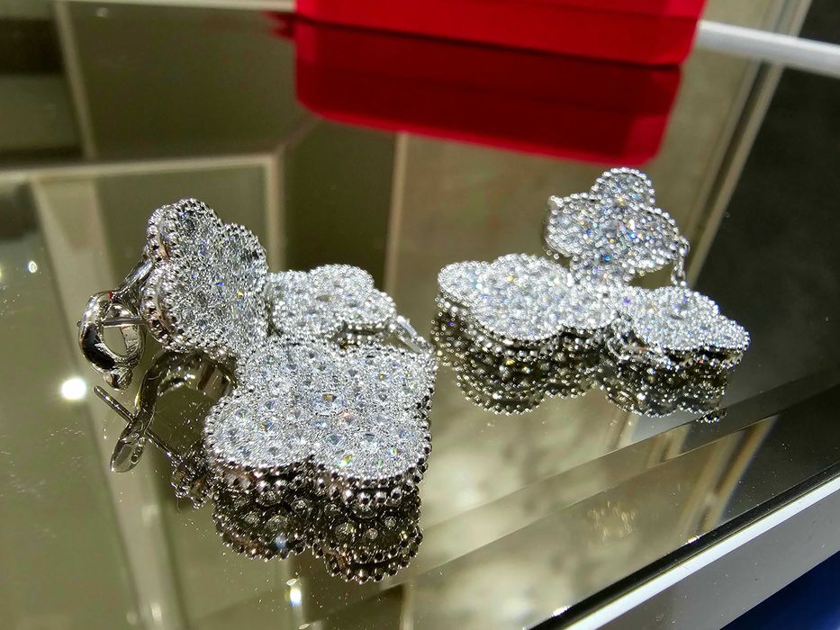 Van Cleef & Arpels VCA Silver 3 Motifs Diamond Alhambra Дамски Обеци