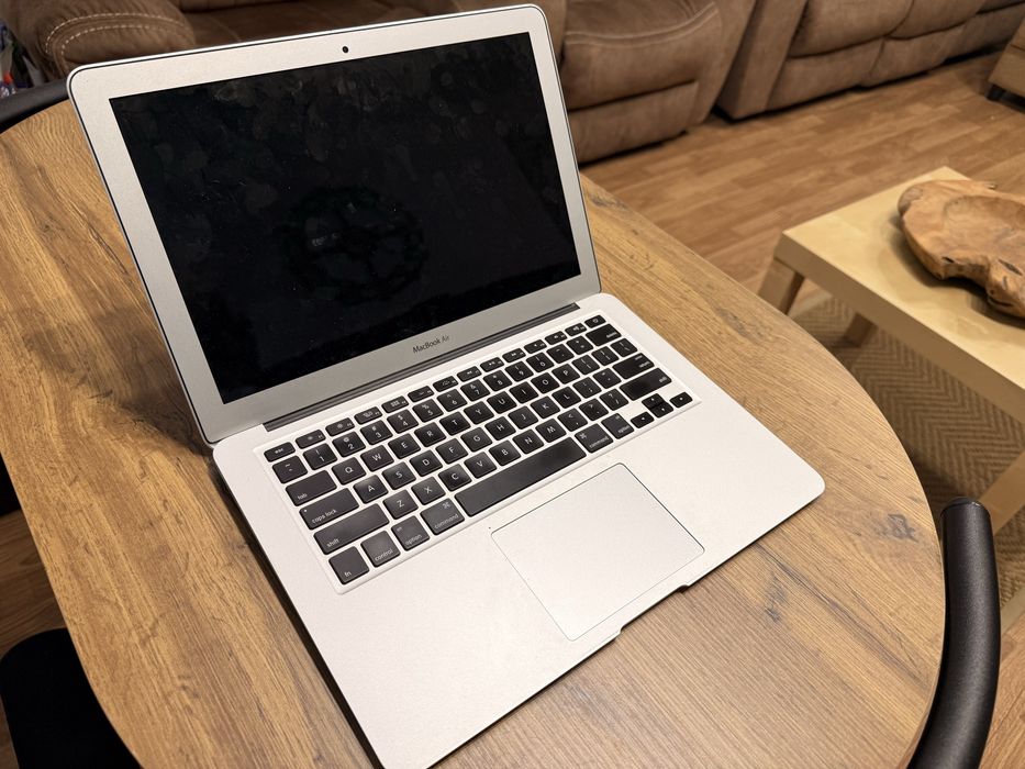 Vand Macbook Air 2014 512 GB SSD i7 8 GB Ram