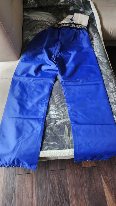 Продава се комплект дъждобран Dainese