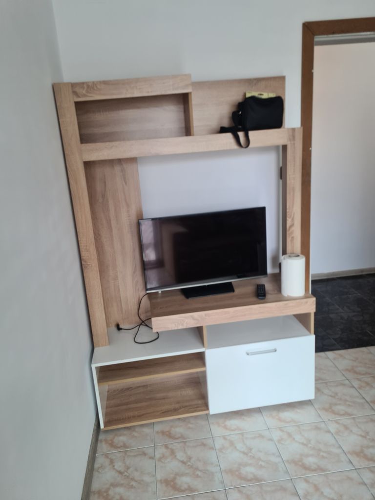 Дава се под наем Двустаен апартамент в Асеновград - 50 кв.м за 280.5 € - Снимка #2
