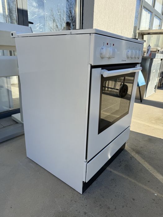 Печка с метални котлони AEG