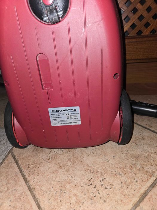 Прахосмукачка Rowenta compact ergo citronic