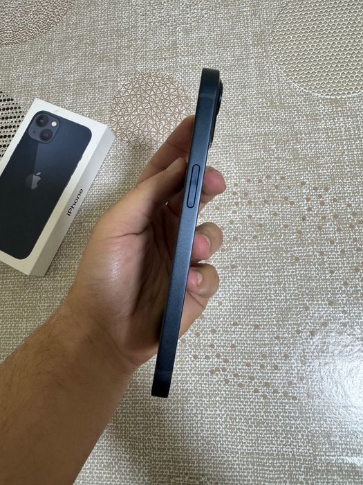 iPhone 13 в добро състояние