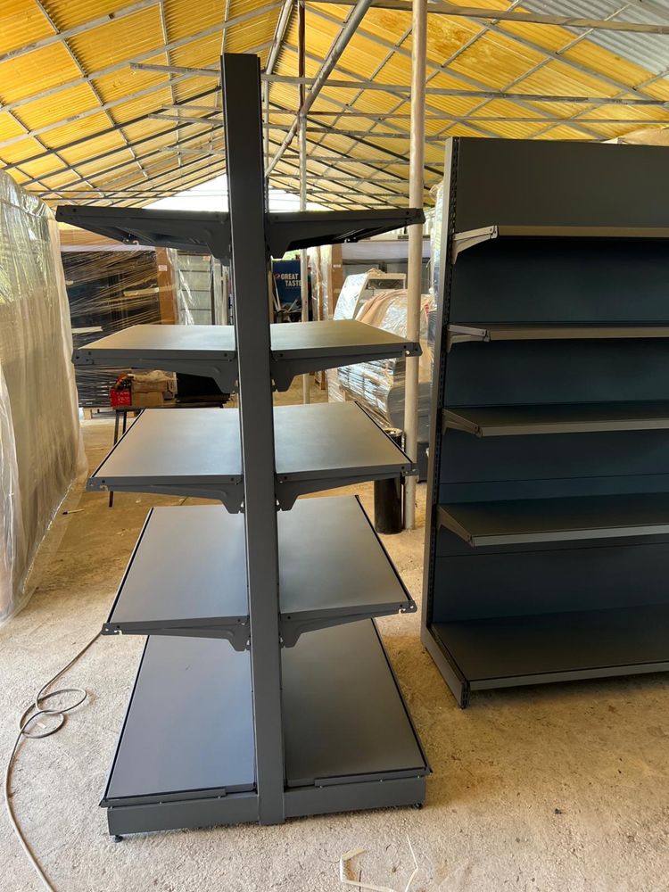 Rafturi metalice de mohaloc pentru magazine alimentare