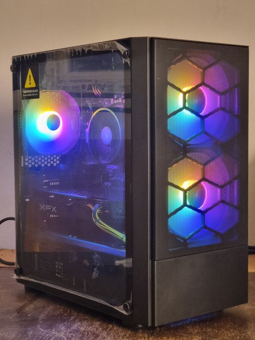 Геймърски Компютър /Ryzen 5 1600x/16GB RAM/ SSD-512GB/RX 580 8GB