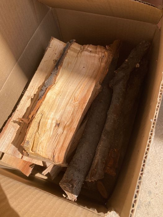 Замена саксаулу - дрова твёрдых плодовых деревьев в коробках