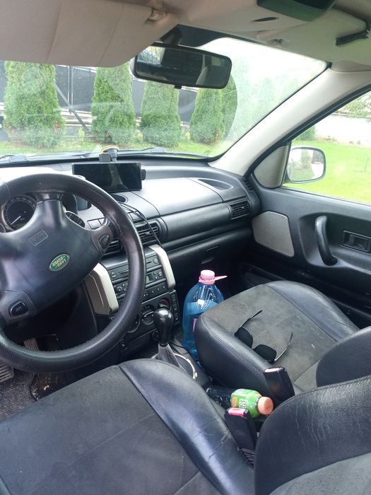Vând freelander td4