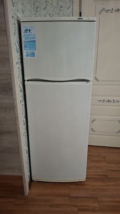 Продам холодильник