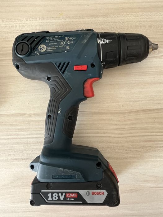 Акумулаторен винтоверт Bosch GSR 180-Li + 2x2.0 Ah батерии,зарядно