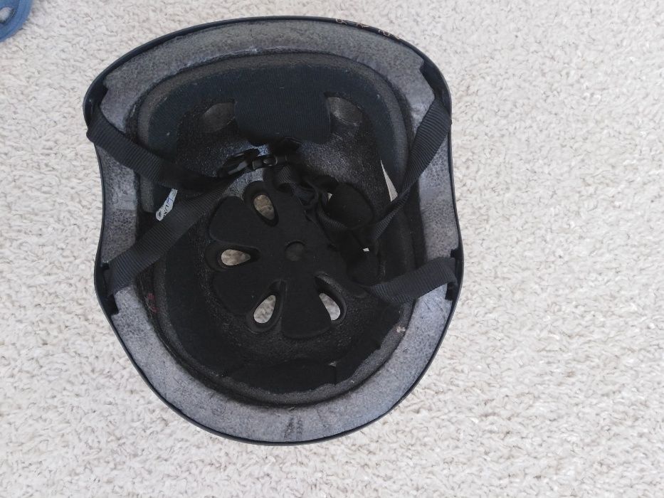 VAND casca sport urban, stare buna , produs import.calitate.