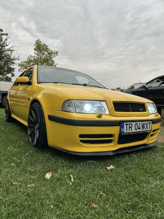 Vand / schimb Skoda Octavia Vrs 1.8T schimb cu auto platforma