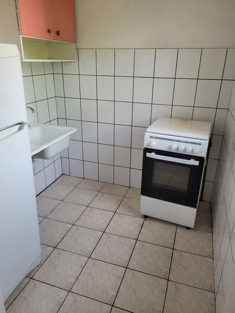 Închiriez apartament