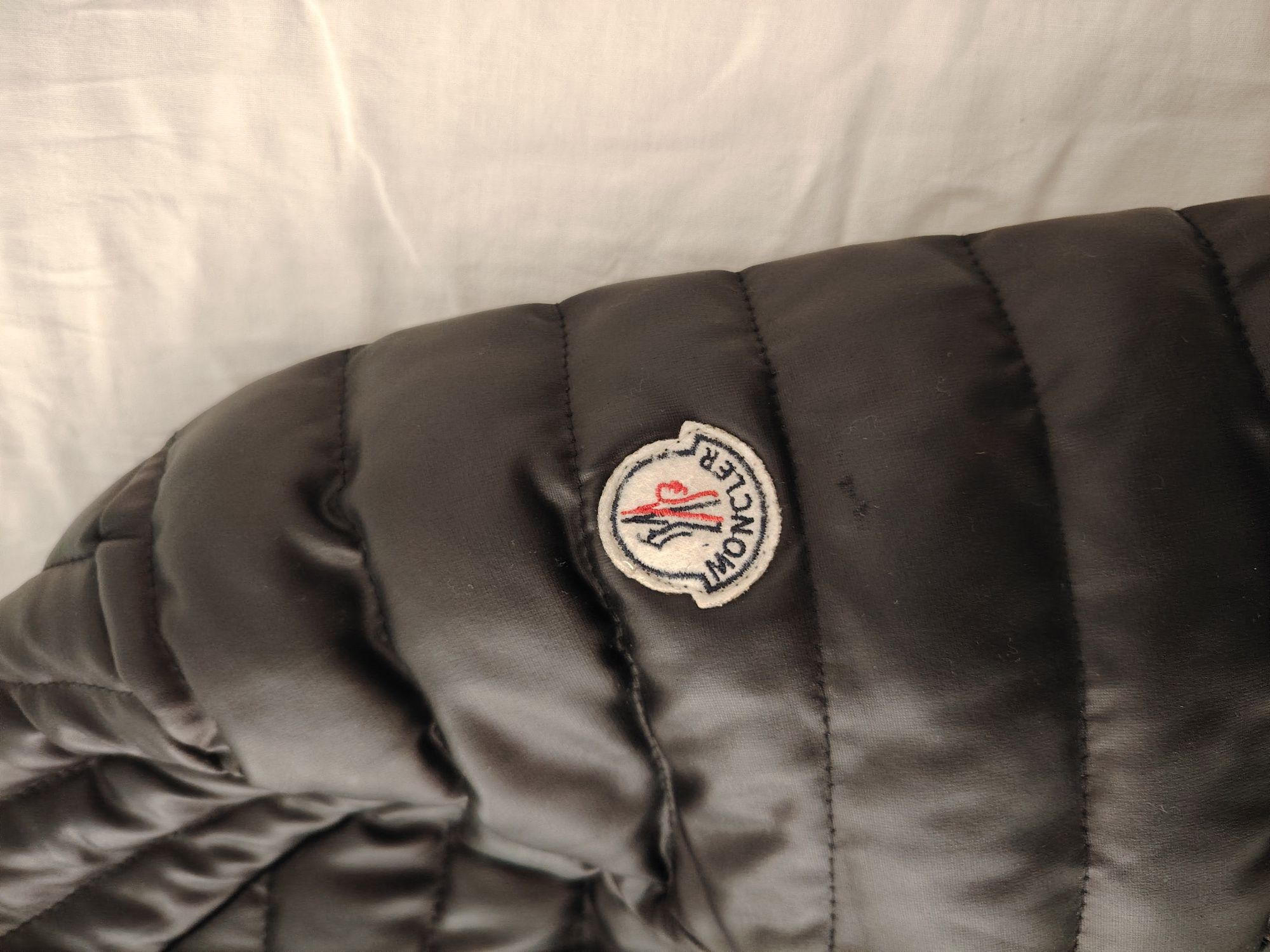 Geacă Moncler originală bărbați – Certilogo – puf natural
