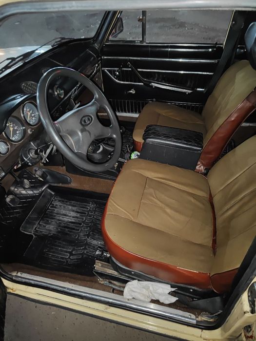 Vaz 2106 sotiladi