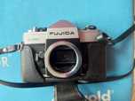 Aparat foto pe film ,body fujica st-601 ,model vintage