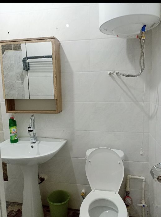 Продам дом 1 комнатный с маленьким двориком обустроен,зайти и жить