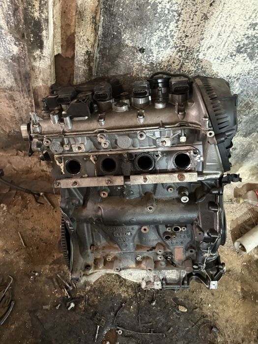 Audi a4 b8 1.8 tfsi Двигател CDH