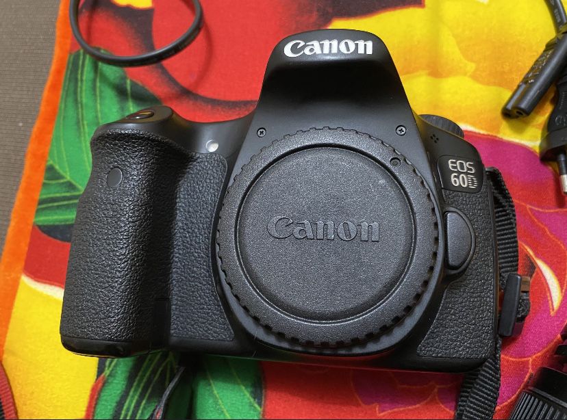 Canon EOS 60D Профессиональный фотоаппарат