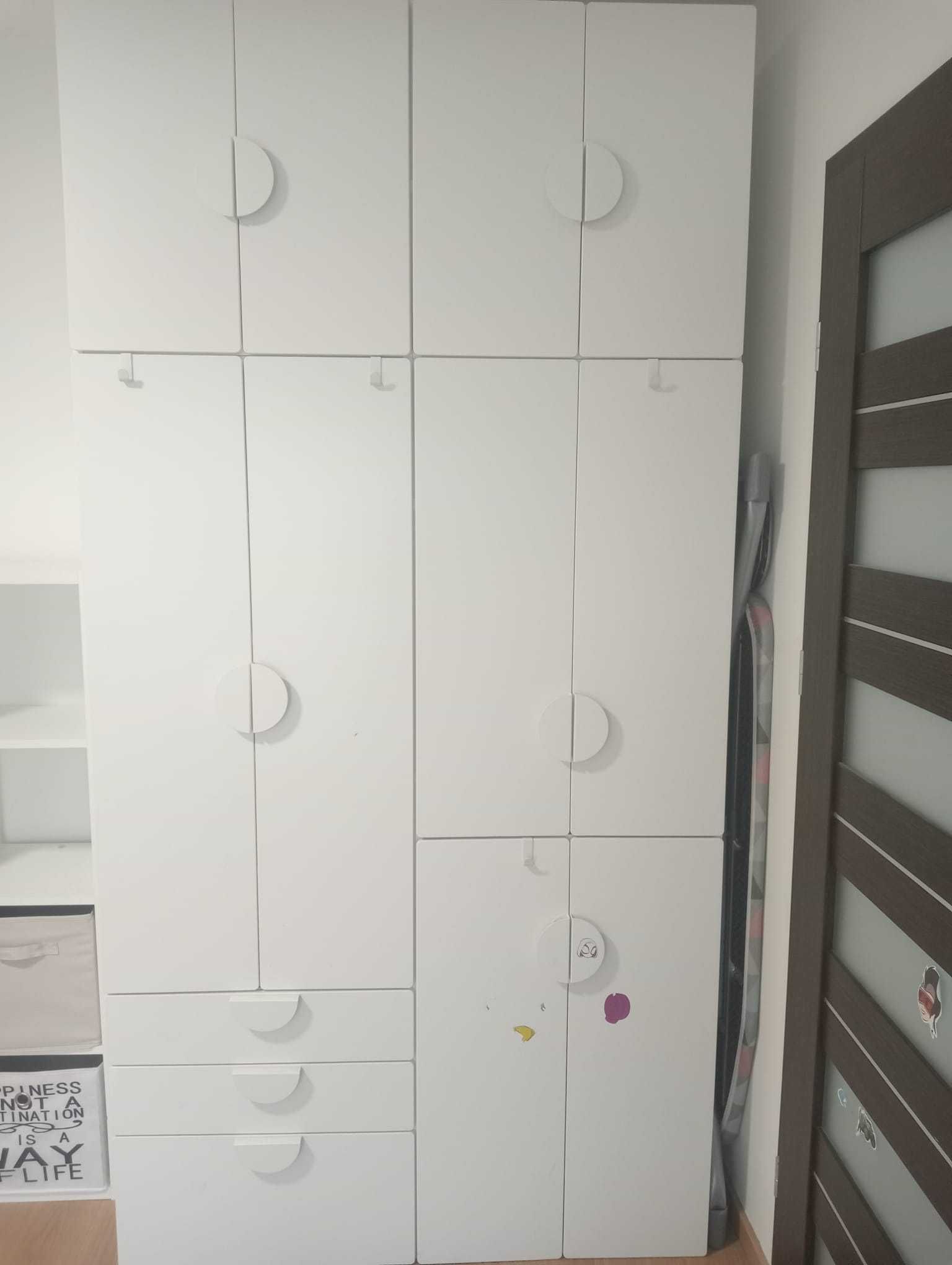 Cameră completă pentru copii – IKEA + pătuțuri + birou