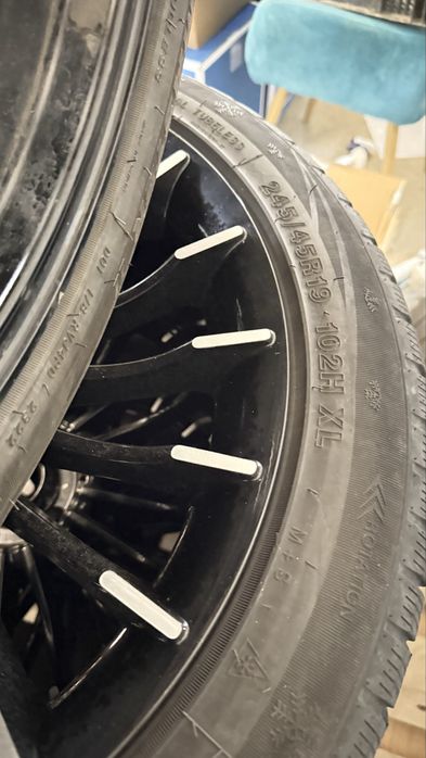 Jante Alpina Superbe pe 19 cu anvelope de iarnă