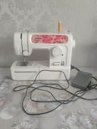 Швейная машинка продам