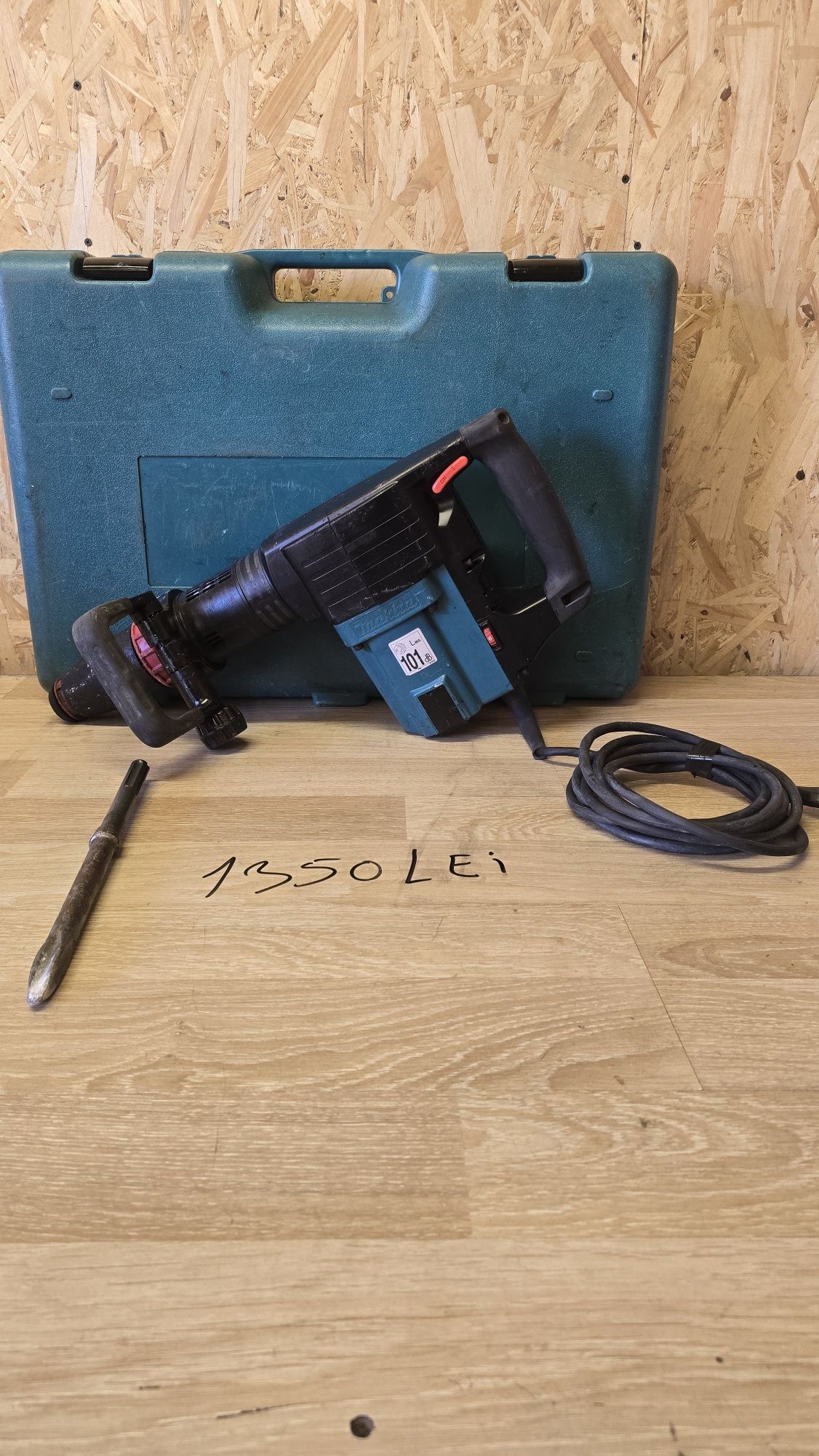 Picamar makita HM1202C