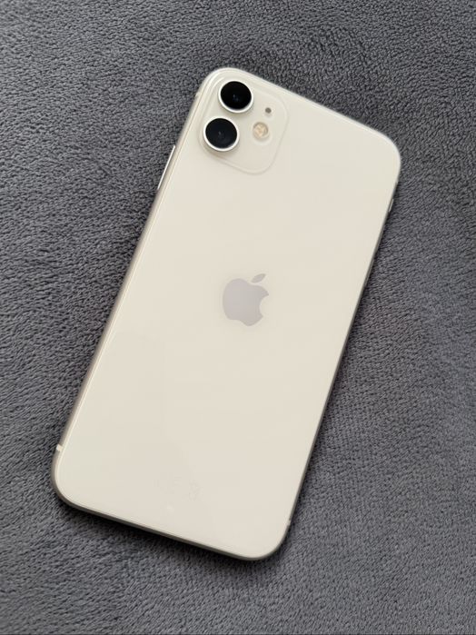 Продам iPhone 11