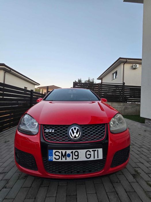 Vând Golf V GTI 2005 200CP
