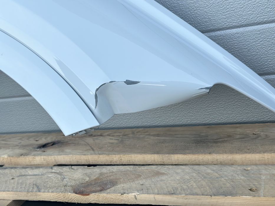 Десен калник AUDI Q4 E - TRON