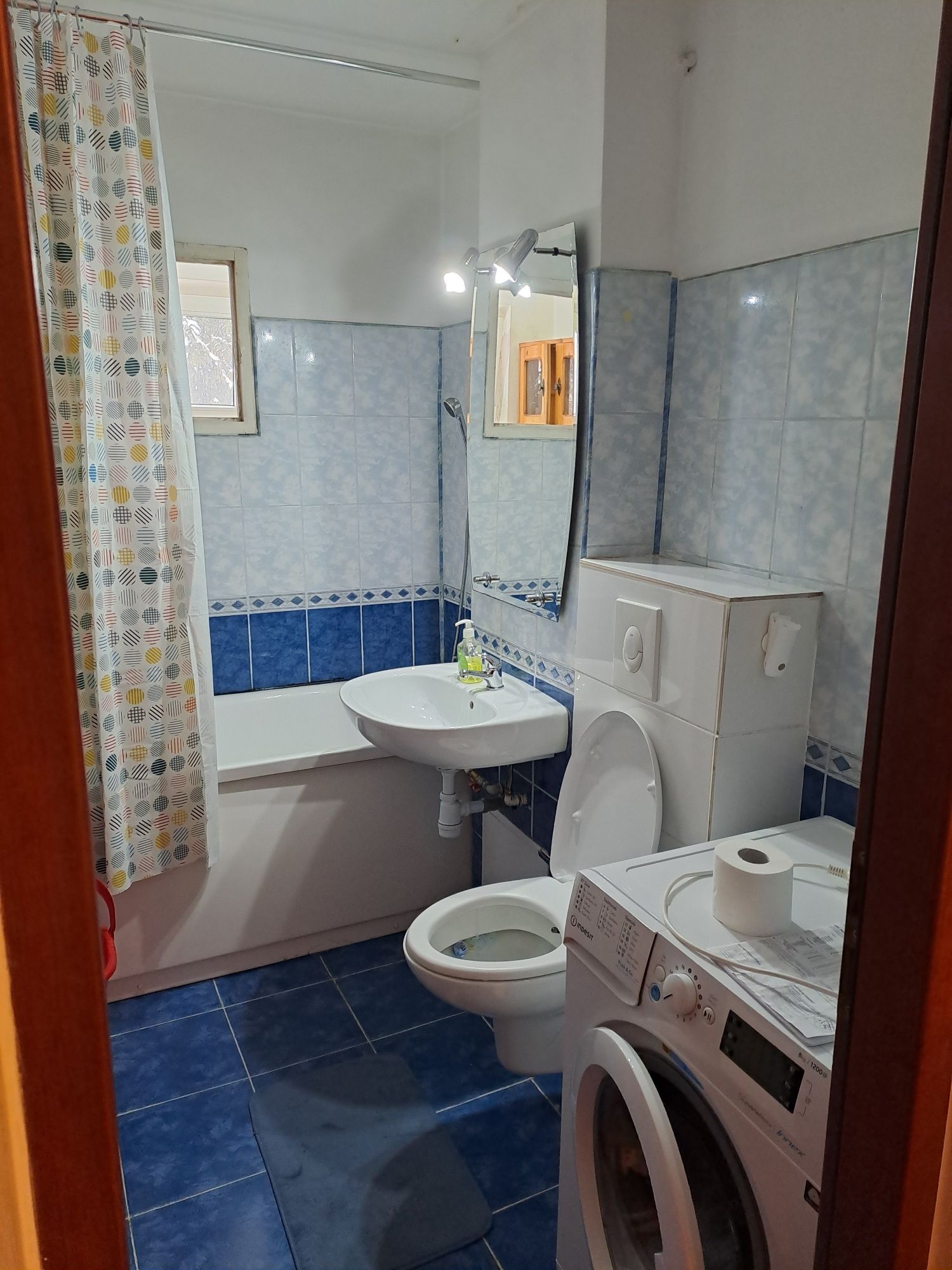 Apartament 2 camere Centrul Civic CEC