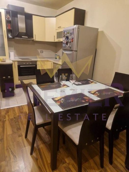 Дава се под наем Двустаен апартамент в Варна, Аспарухово - 65 кв.м за 459 € - Снимка #2