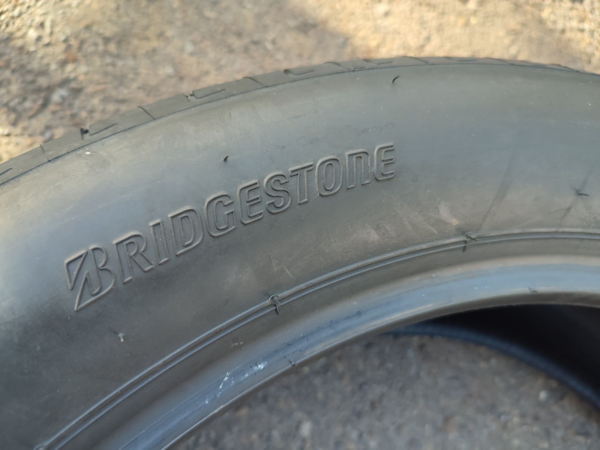 235/50/20" 4бр Bridgestone alenza 001,dot3520