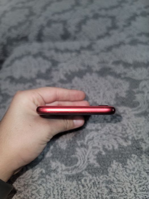 Iphone se 2020  holati ortacha