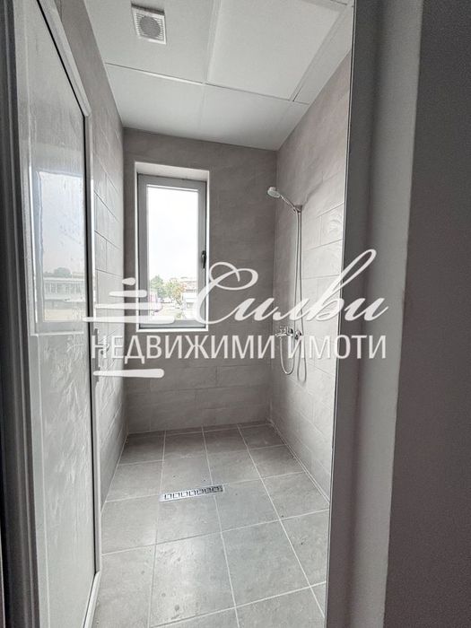 Дава се под наем Склад в Шумен, Добруджански - 809 кв.м за 3712.8 € - Снимка #5
