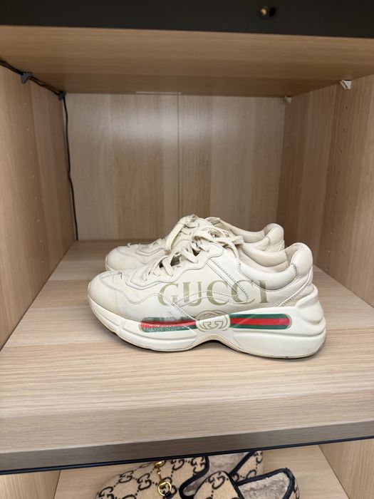 Adidasi originali gucci