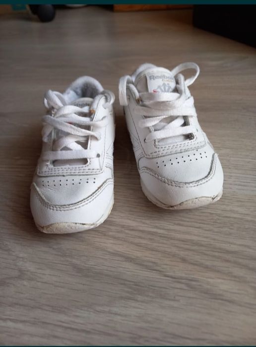 Reebok adidași bebe mărime 21.5