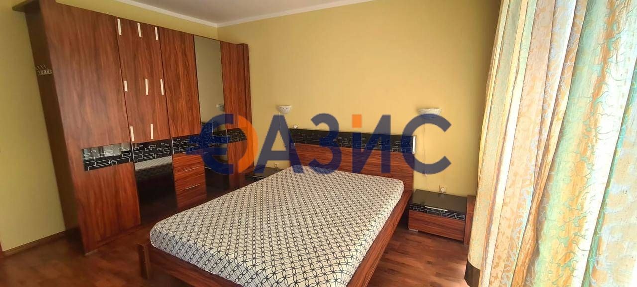 Продава се Тристаен апартамент в Черноморец - 110 кв.м за 882 €/кв.м - Снимка #8