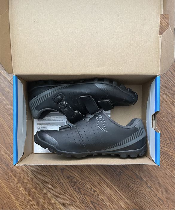 Планински шпайкове Shimano ME3