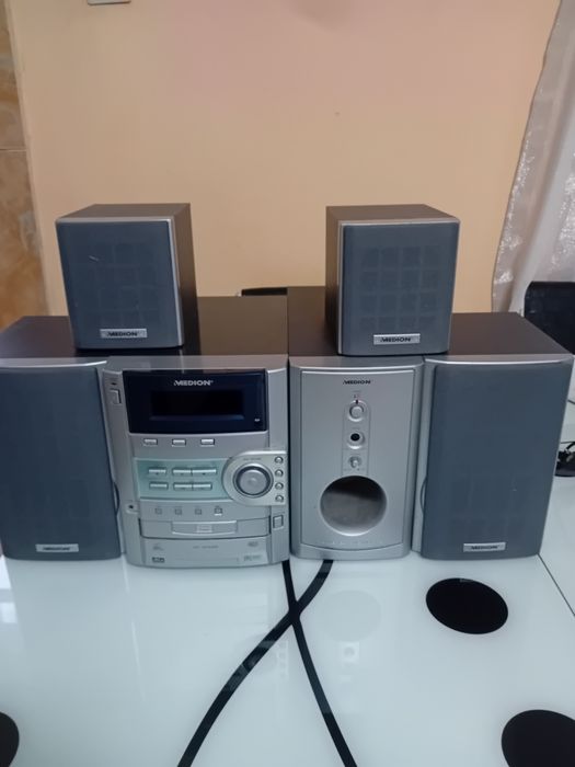 Vand DVD/CD PLAYER . MP3 medion