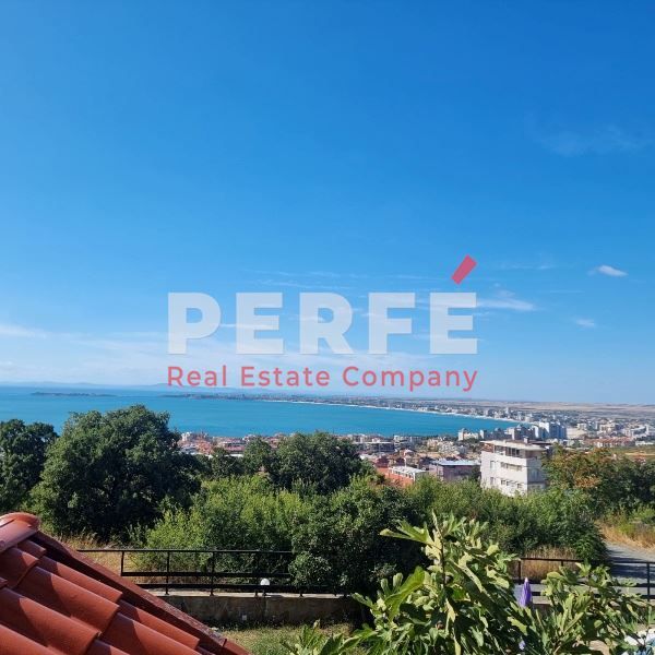 Продава се Тристаен апартамент в Свети Влас - 88 кв.м за 1000 €/кв.м - Снимка #1