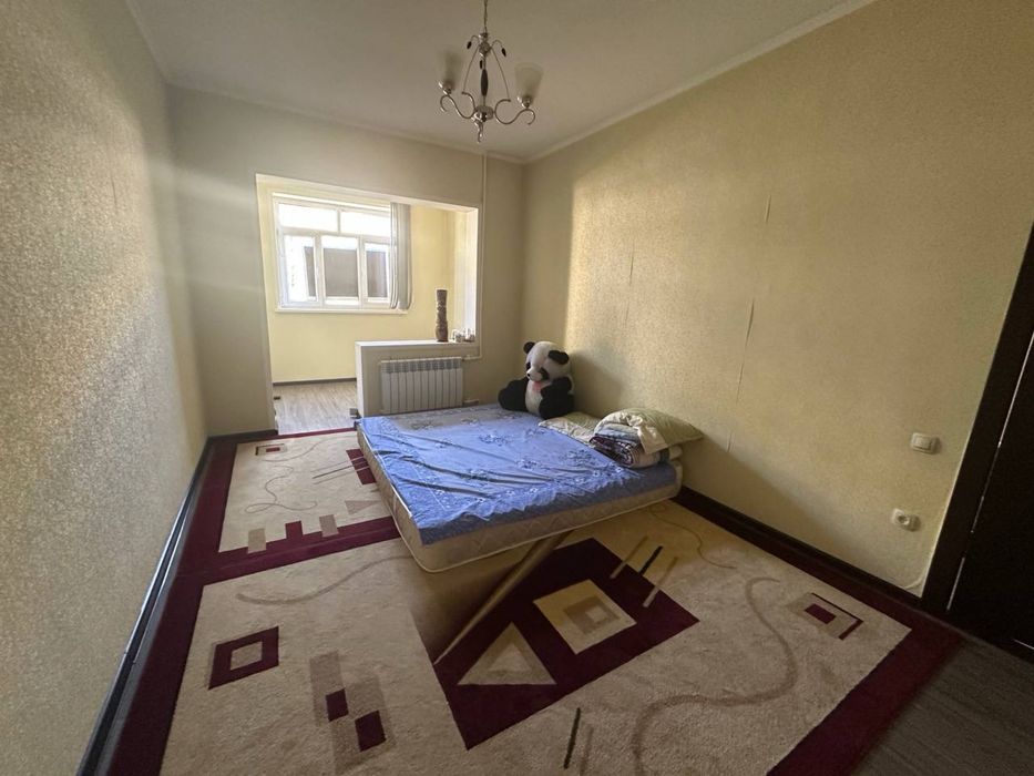 Куйлюк 5 массив. 1 комнатная.  Мед колледж Состояние среднее.