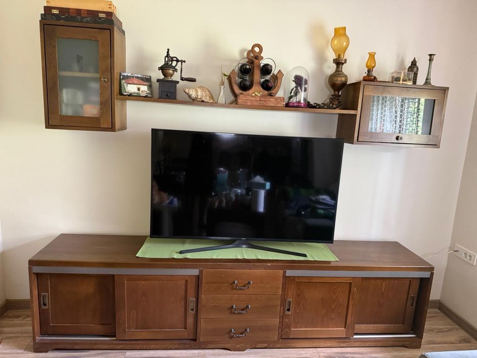 Mobilier complet din lemn masiv de fag + 2 canapele tapitate